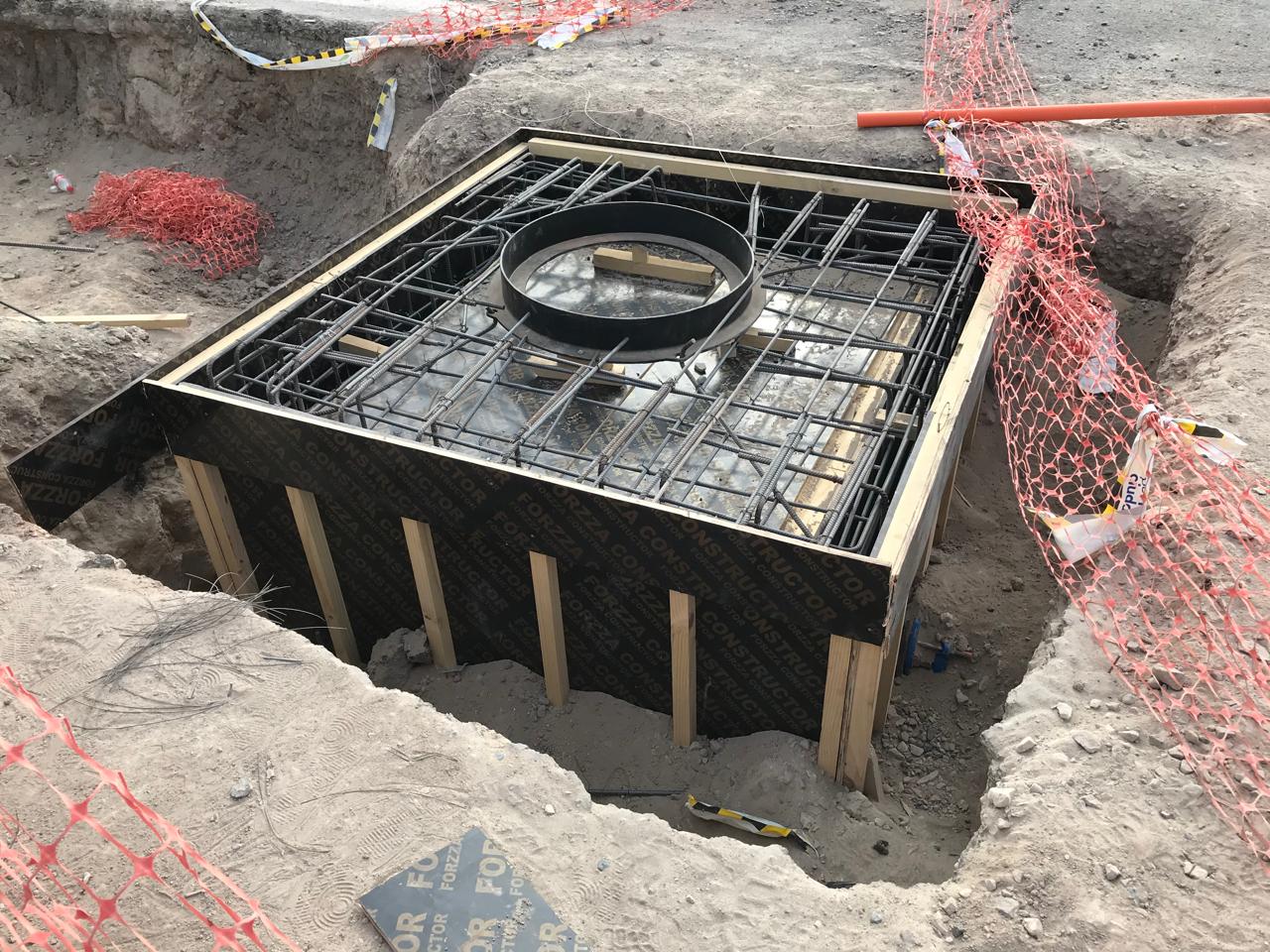 Construcción de cámara de hormigón con enfierradura